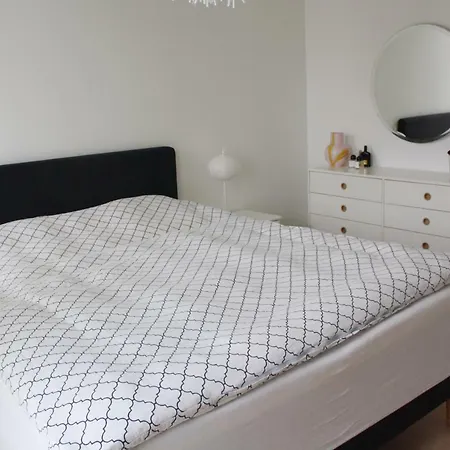 Modern In Z-house אורהוס